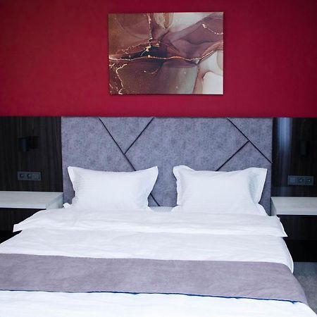 Zodiac Hotel Atirau Kültér fotó