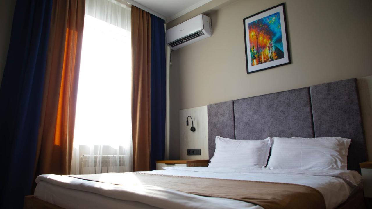 Zodiac Hotel Atirau Kültér fotó