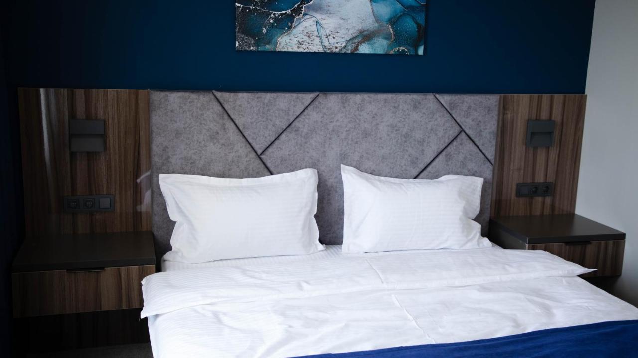 Zodiac Hotel Atirau Kültér fotó