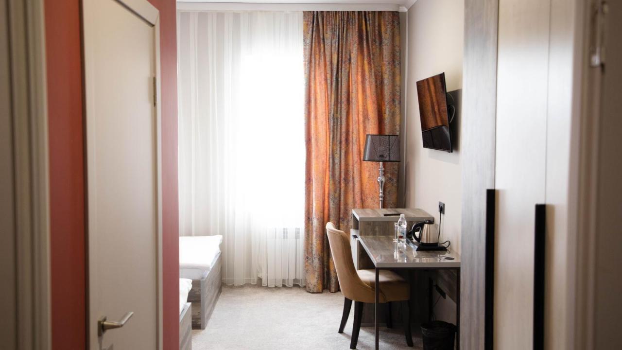 Zodiac Hotel Atirau Kültér fotó