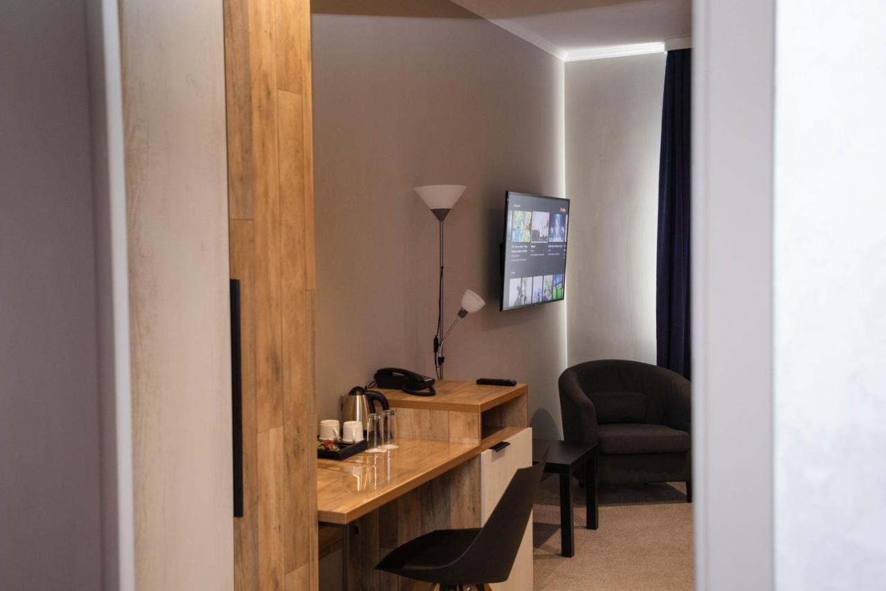 Zodiac Hotel Atirau Kültér fotó