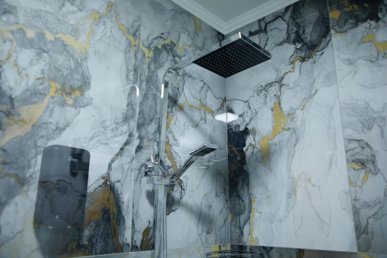 Zodiac Hotel Atirau Kültér fotó
