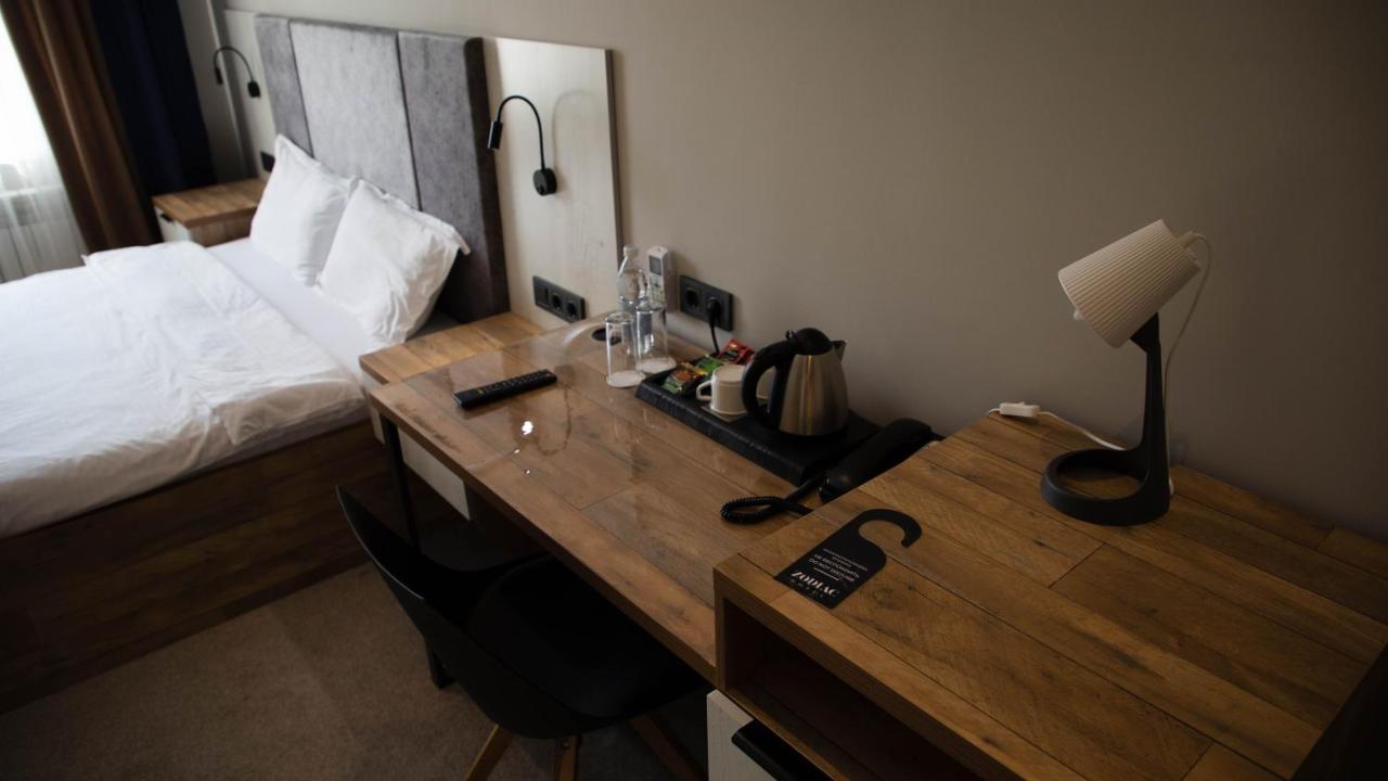Zodiac Hotel Atirau Kültér fotó